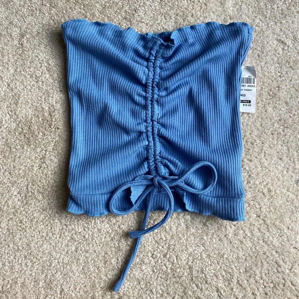 Ribbed strapless top